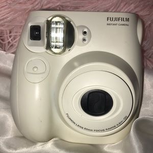 💛White Polaroid Camera 💛